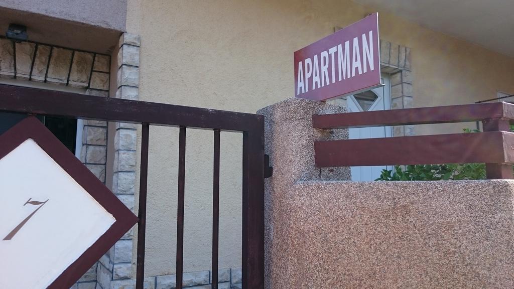Apartments Jita Primošten Buitenkant foto